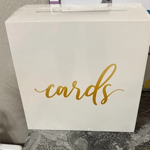 White Card Box with Gold Lettering - Picture 1 of 4